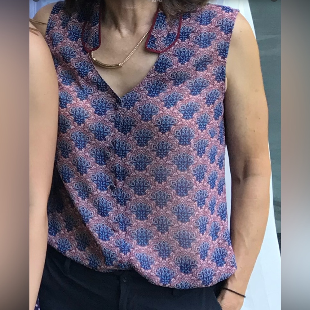 CAbi  3620 Sleeveless Fan Blouse - Button Down